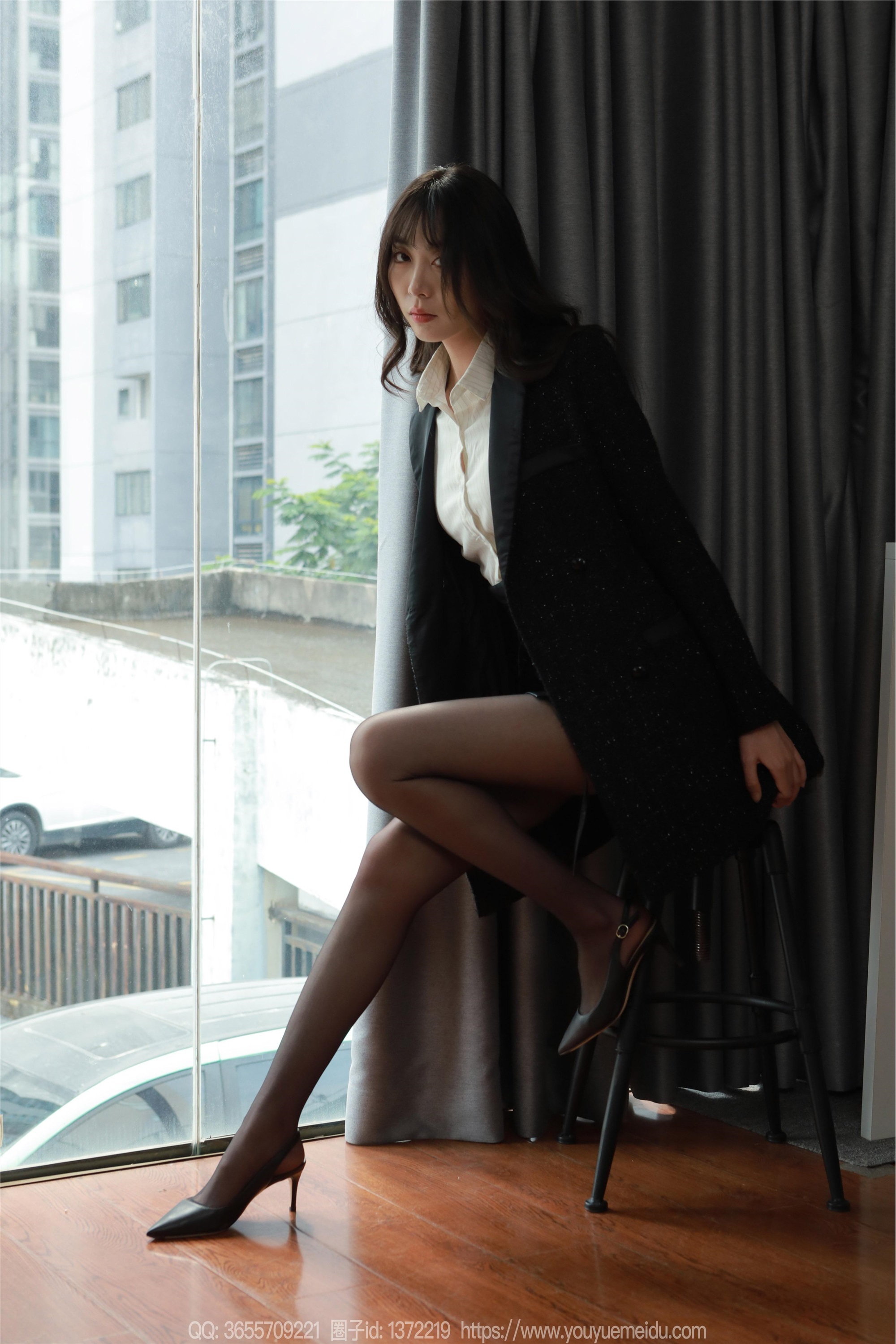 IESS异思趣向  2024.12.27 丝享家 1935 团团《脚尖加固》